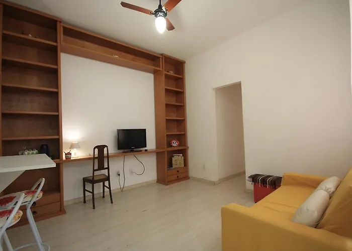Riachuelo 408 A